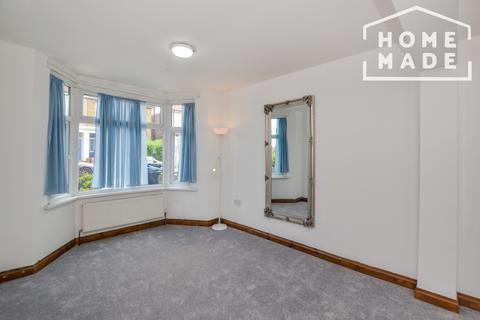 4 bedroom semi-detached house to rent, Thornton Heath, CR7