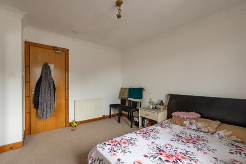 17 Riverside Court, Rattray, Blairgowrie, PH10 7BG