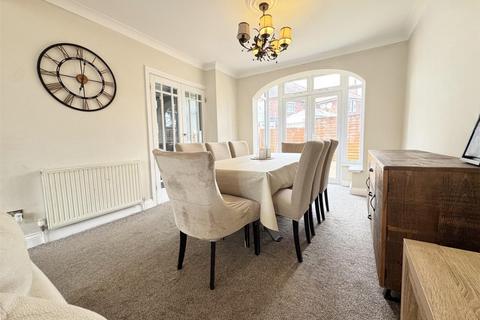 4 bedroom semi-detached house for sale, Ebley Road, Handsworth Wood, Birmingham