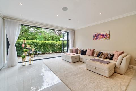 undefined, Stoke Road, Cobham, KT11