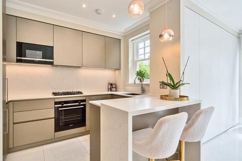 undefined, Stoke Road, Cobham, KT11