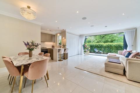 undefined, Stoke Road, Cobham, KT11