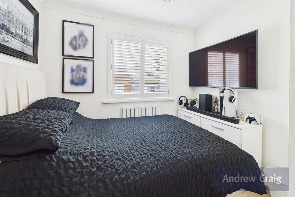 Rear Bedroom