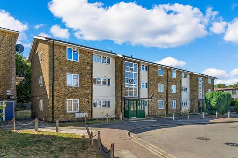 2 bedroom flat for sale, Selhurst Place, London