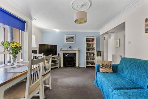 2 bedroom flat for sale, Selhurst Place, London