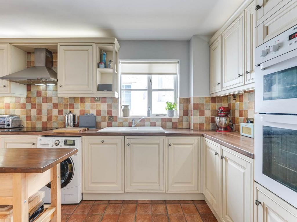 Kitchen (2)
