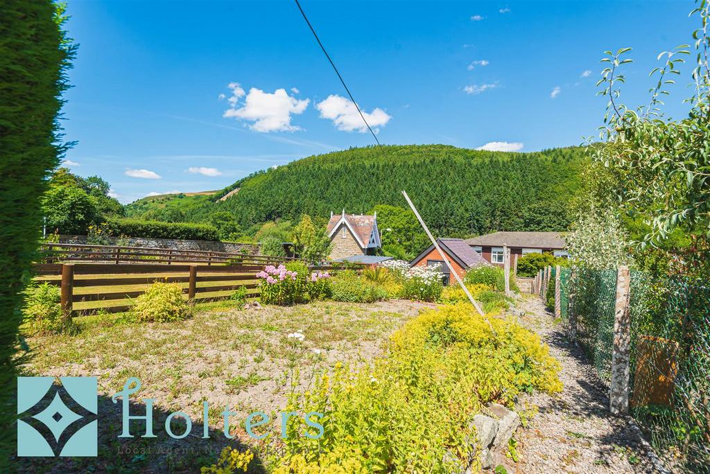 7 Victoria Rd, Knighton-16.jpg
