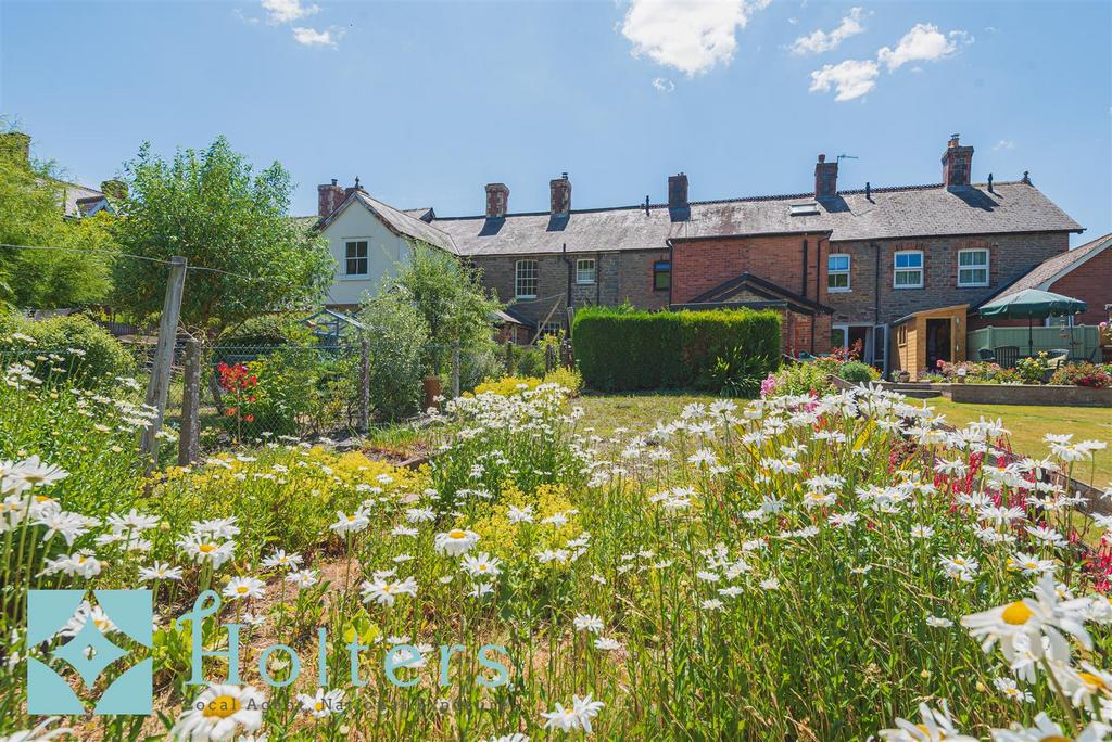 7 Victoria Rd, Knighton-19.jpg