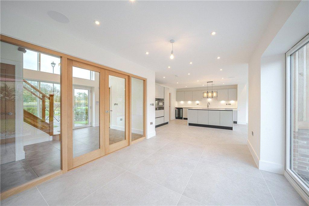 Dining Area/Kitchen