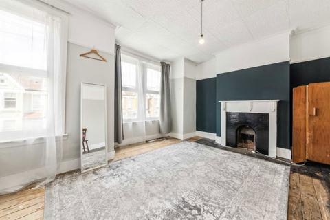 undefined, Honeybrook Road, London SW12