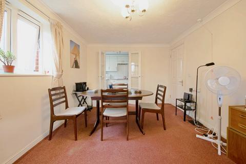 1 bedroom retirement property for sale, Bedford Road, London N2