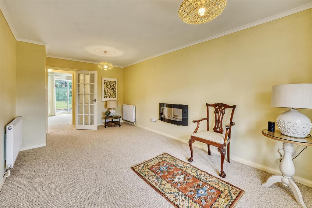 -125 Vicarage Farm Rd-95 HDR-15.jpg