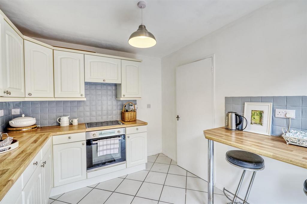 -125 Vicarage Farm Rd-25 HDR-12.jpg