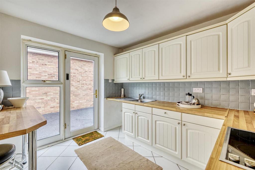 -125 Vicarage Farm Rd-30 HDR-11.jpg