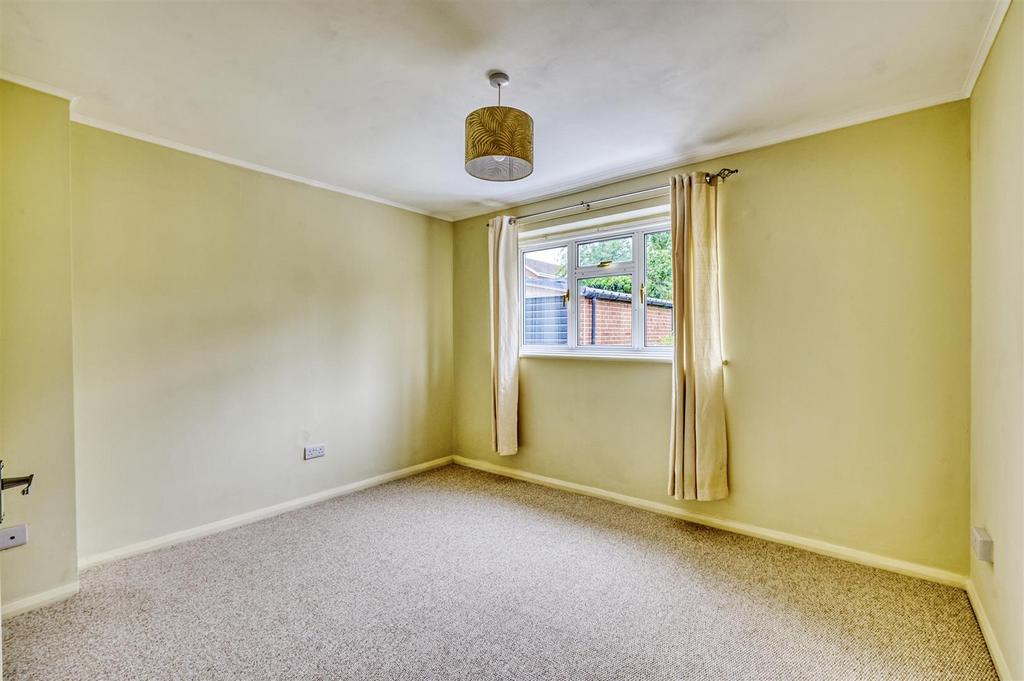 -125 Vicarage Farm Rd-85 HDR-02.jpg