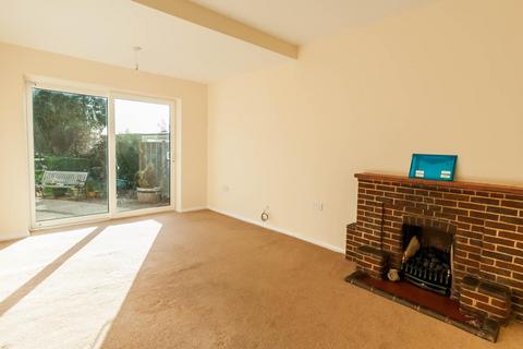 3 bedroom detached house to rent, Wharf Road, Higham Ferrers