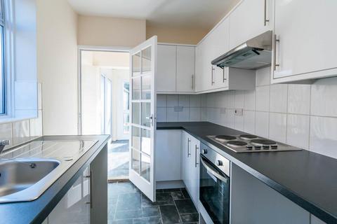 3 bedroom detached house to rent, Wharf Road, Higham Ferrers