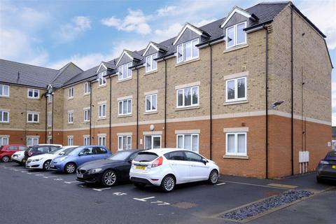 2 bedroom flat to rent, Chichele Street, Higham Ferrers