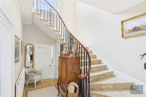 4 bedroom semi-detached house to rent, Sydney Buildings, Bath BA2