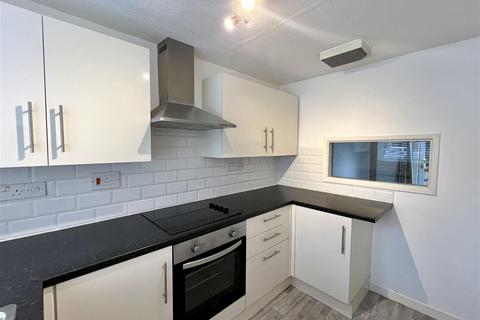 17 Caer Newydd, Brackla, Bridgend, CF31 2JZ