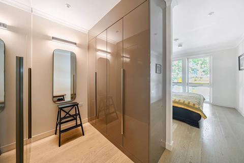 3 bedroom flat for sale, Heygate Street, Elephant and Castle, London, SE17