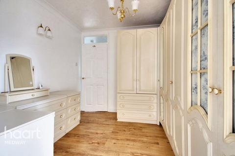 2 bedroom detached bungalow for sale, Haig Avenue, Rochester