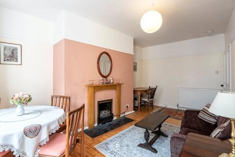 1 bedroom apartment to rent, Canongate, Edinburgh, Midlothian
