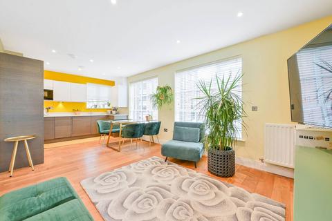 1 bedroom flat to rent, Horticultural Place, Chiswick, London, W4