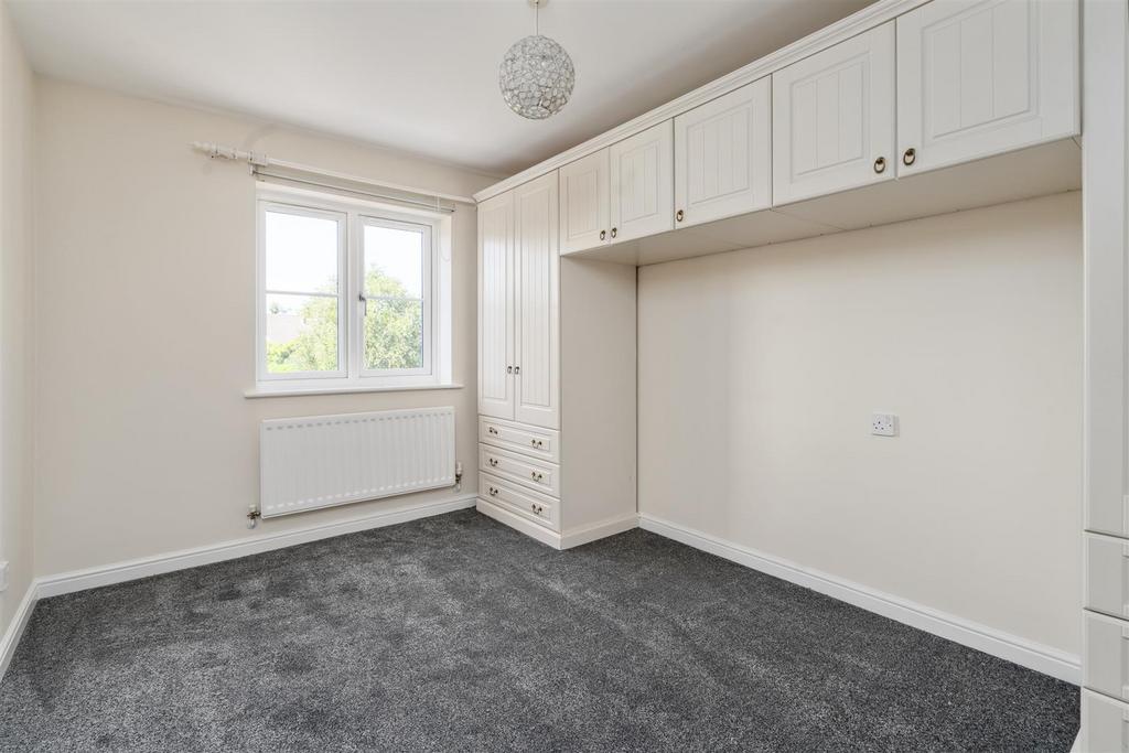 27 Shelfield Close, Hockley Heath 8.jpg