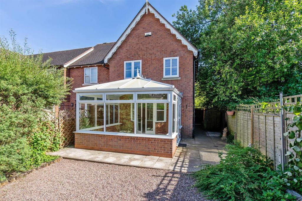 27 Shelfield Close, Hockley Heath 16.jpg
