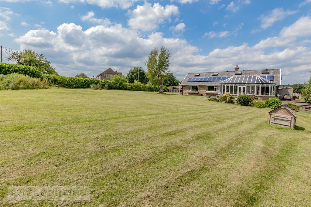 Garden & Rear View