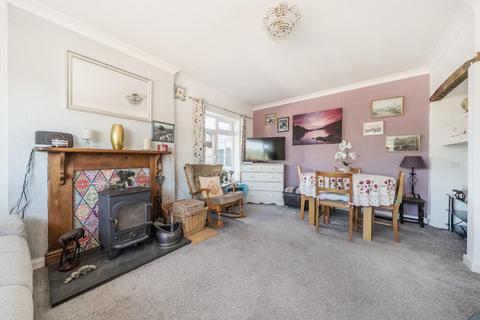 3 bedroom detached bungalow for sale, Four Crosses, Llanymynech