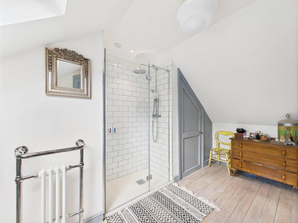 Ensuite Shower Room