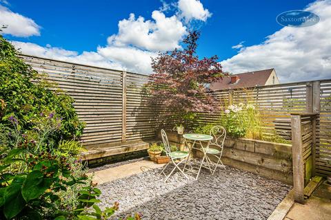 22 Carr Road, Sheffield, S6 2WZ