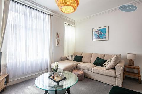 22 Carr Road, Sheffield, S6 2WZ