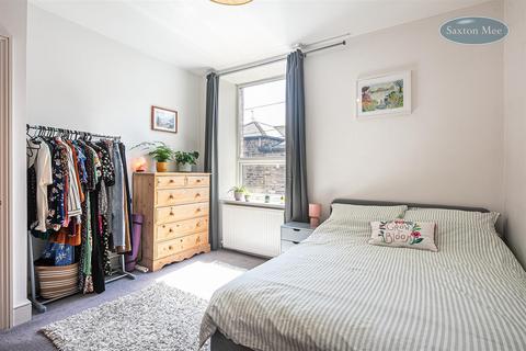 22 Carr Road, Sheffield, S6 2WZ