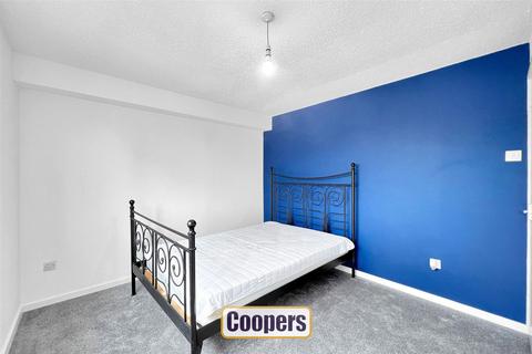 2 bedroom flat to rent, Paynes Lane, Coventry, CV1