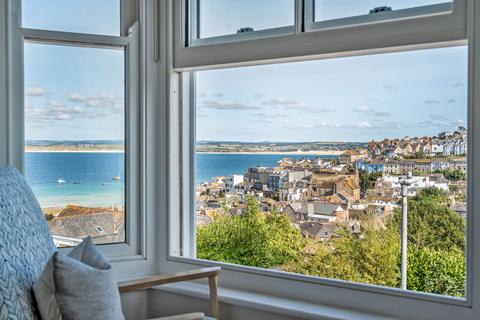undefined, St. Ives town centre, Cornwall