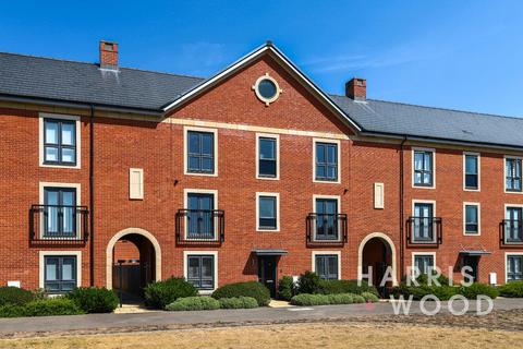 5 bedroom terraced house for sale, Echelon Walk, Colchester, Essex, CO4