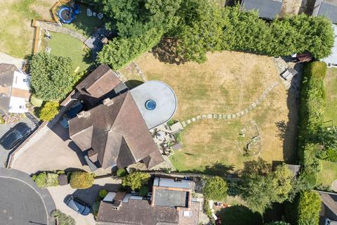 3 bedroom detached house for sale, Forest Side, Buckhurst Hill, IG9