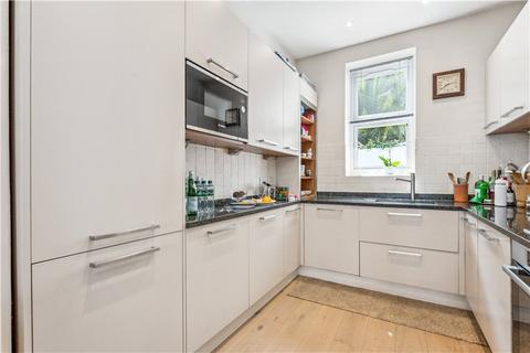 3 bedroom terraced house to rent, Slaidburn Street, West Chelsea, London, SW10