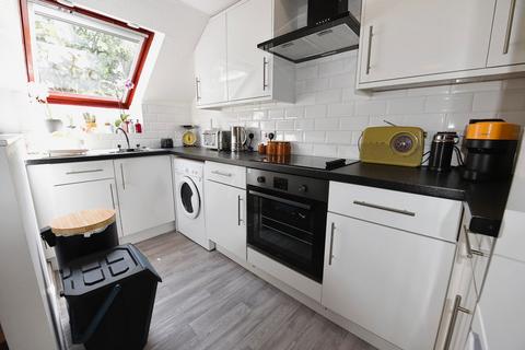 1 bedroom flat to rent - Horsforth House, Flat 5