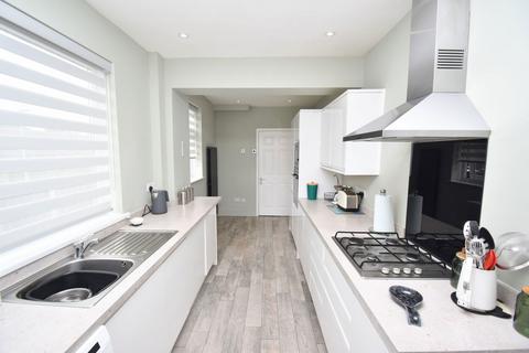 3 bedroom semi-detached house for sale, Deirdre Avenue, Widnes, WA8 6PA