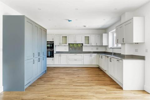 5 bedroom detached house for sale, LEATHERHEAD ROAD, GREAT BOOKHAM, KT23
