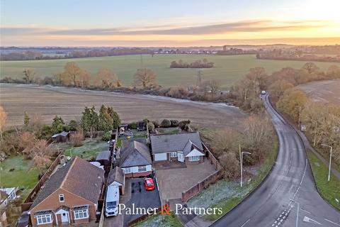 3 bedroom bungalow for sale, Galleywood Road, Chelmsford CM2