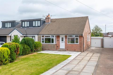 15 Acre Grove, Much Hoole, Preston, PR4 4QD