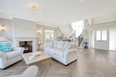 5 bedroom detached house for sale, Brambles Close, Felsted, Dunmow, Essex, CM6