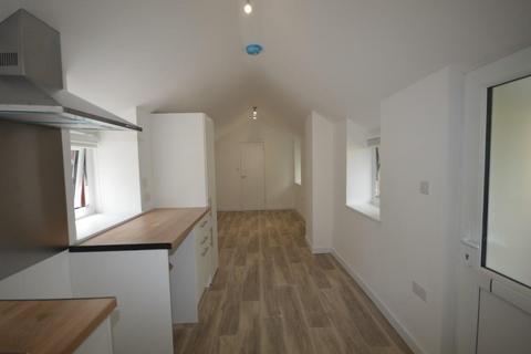 1 bedroom detached bungalow to rent, Wall Road, Wall