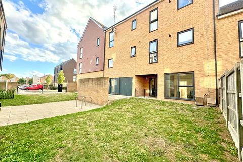 undefined, Fullerton Avenue, Dagenham, Essex, RM8