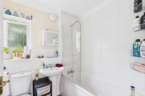 1 Ash Way, Colchester, CO3 9FN